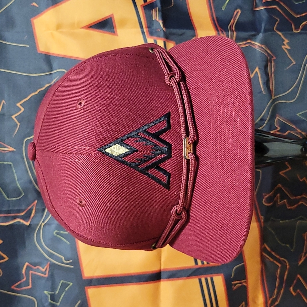 Findlay Hats Snapback Year 6 Maroon Black